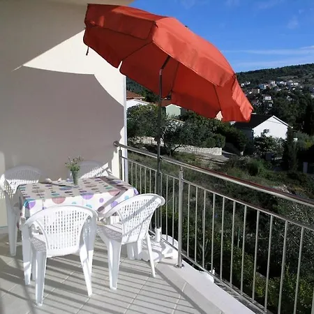 Apartment In Okrug Gornji With Sea View, Terrace, Air Conditioning, Wifi 5069-1 Trogir